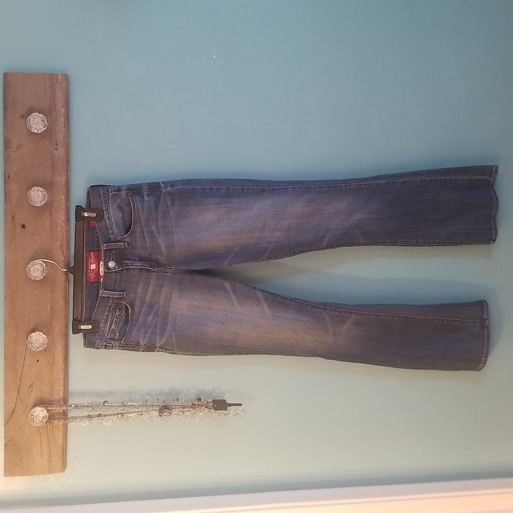🍀Lucky Brand Sofia Bootcut jeans SZ 6L